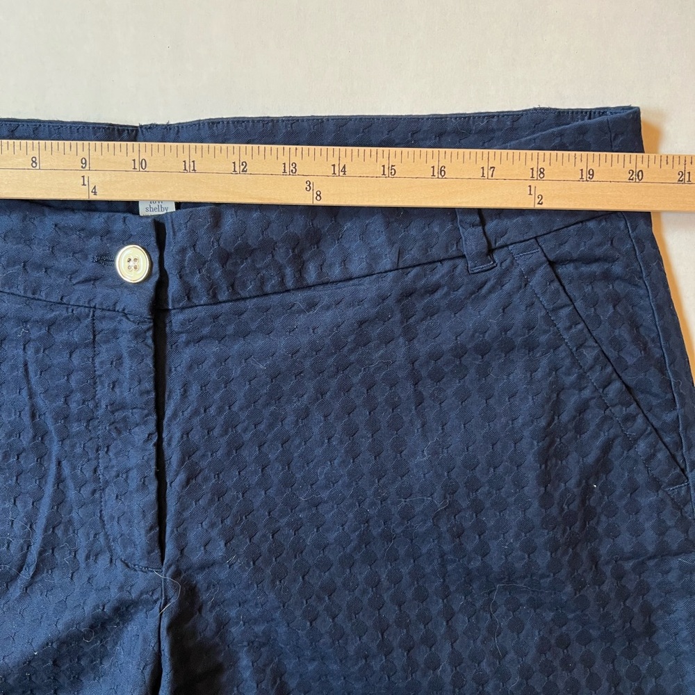 Crown & Ivy | Curvy Shelby Scalloped
Hem High Rise Pockets - Navy Blue Sz 18W - Picture 5 of 7